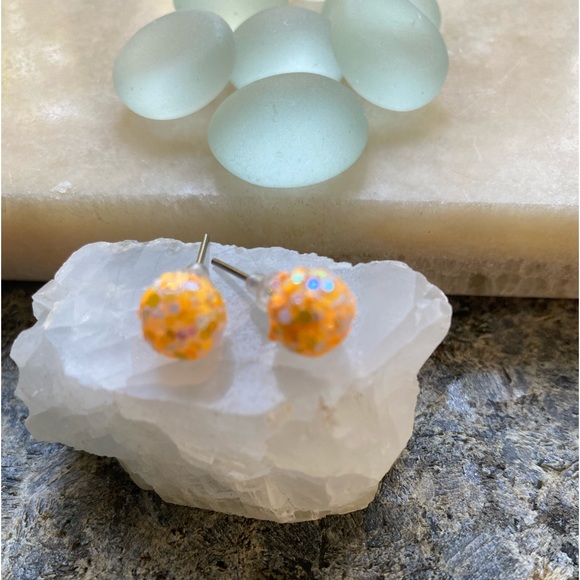 ๐Sale ๐2 for $10 NWOT spring fashion orange sparkle ball small post earrings - Picture 2 of 5